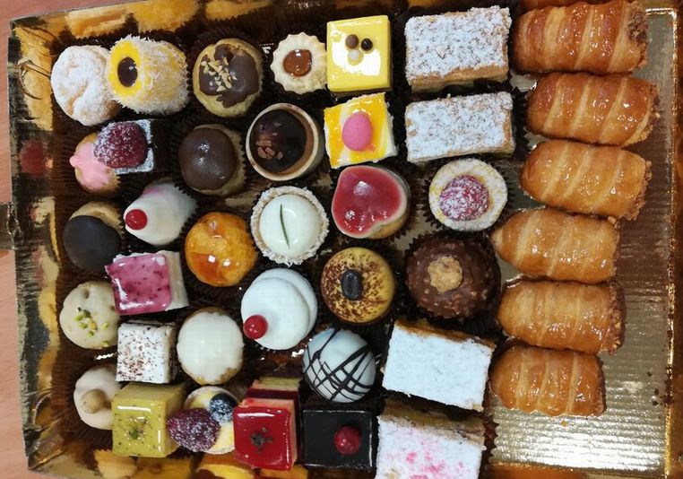 cakes